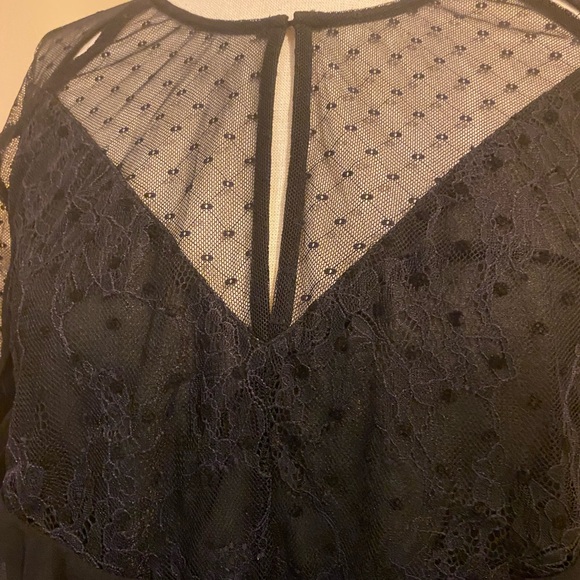 🐈⬛ GUESS black Sheer Ruffle Blouse puffed sleeve pirate Renaissance maiden - Picture 4 of 9